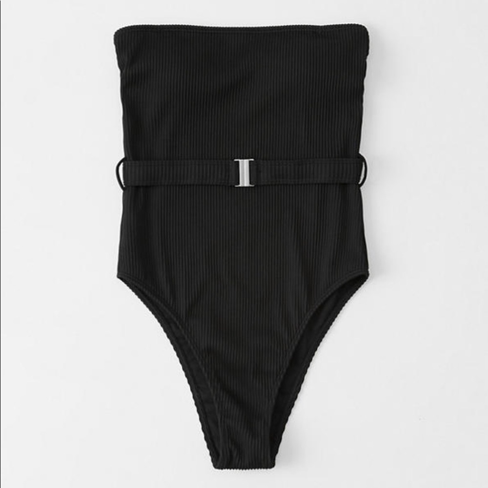 ✨NWT A&F BLACK ONE PIECE SWIMSUIT 🩱✨